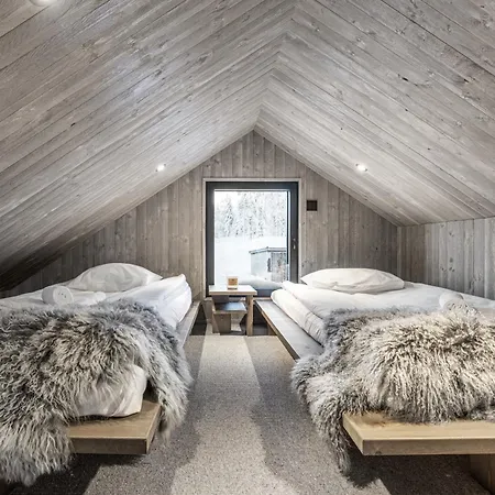 North Sky 18b By Hilla *