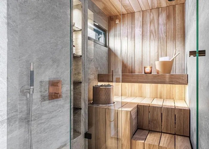 North Sky 18b By Hilla